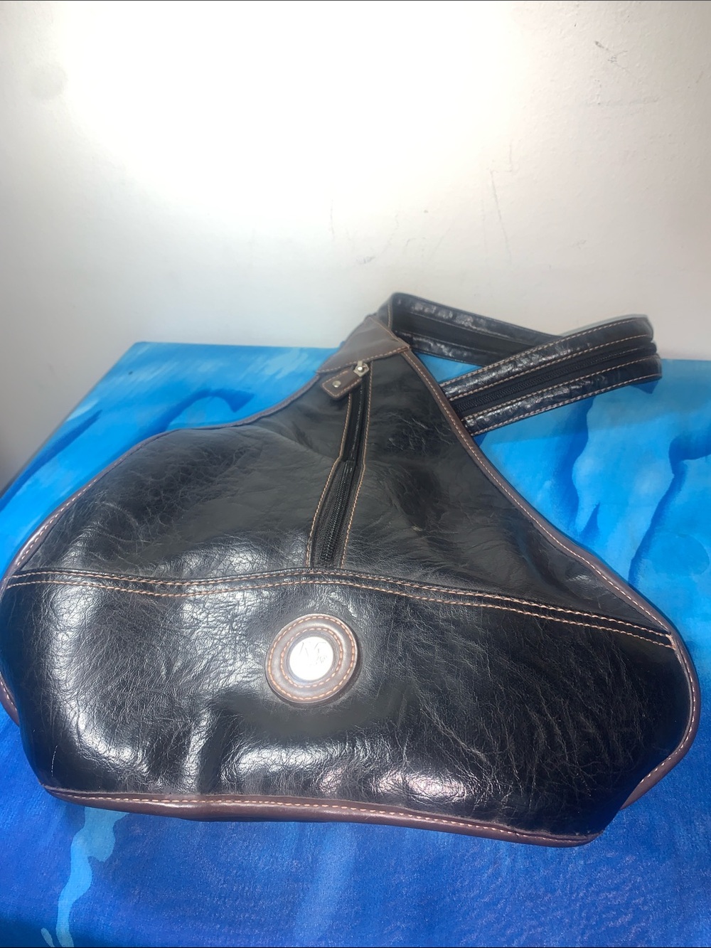 Mouflon brand sling backpack  Teardrop/Shapeshifter bag purse Leather